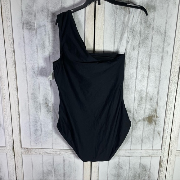 Calvin Klein Standard Shoulder Strap Starburst Pleating One Piece Swimsuit 8 - Picture 11 of 14